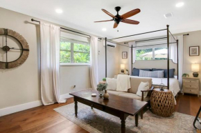 Downtown WPB studio D - w full kitchen